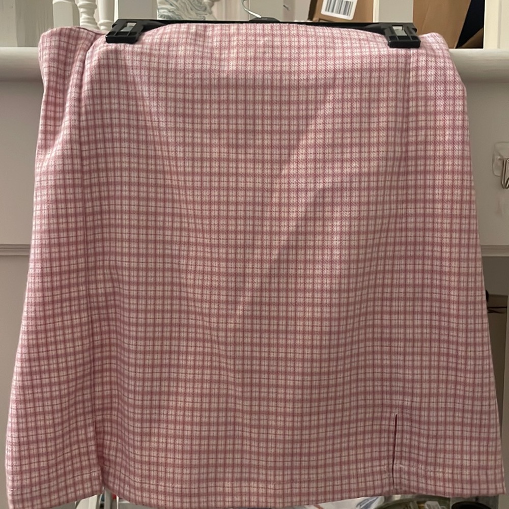 pink plaid skirt